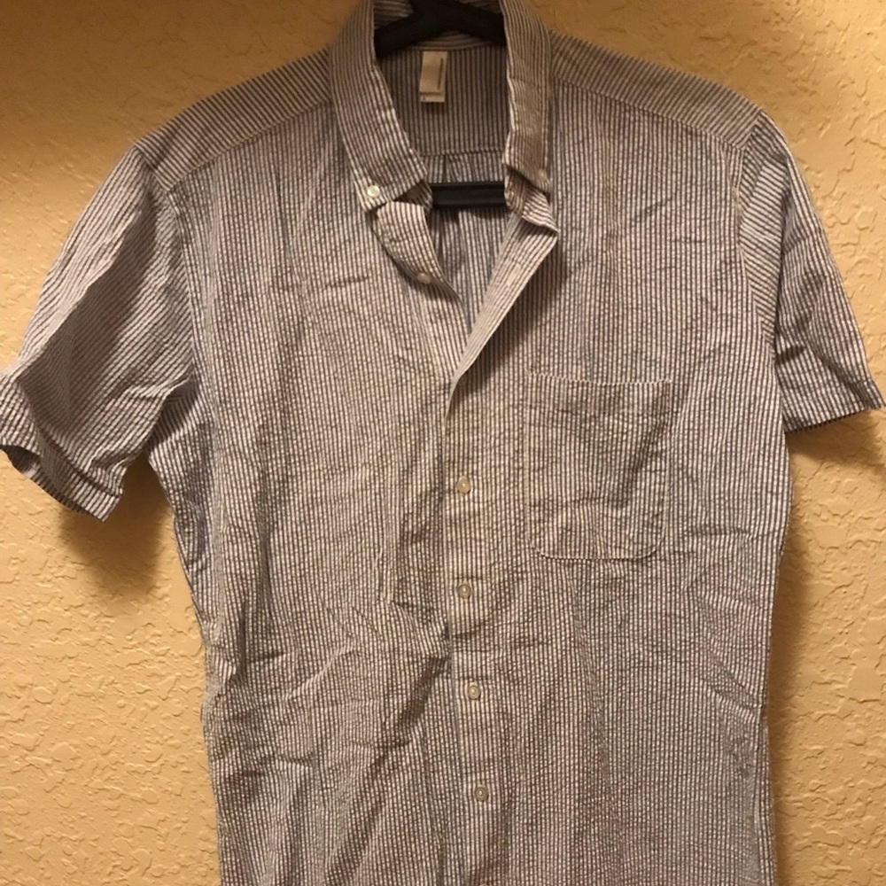 Men’s seersucker American Apparel short sleeve shirt.
